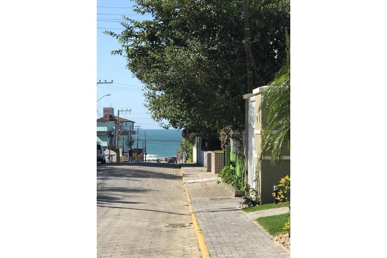 Garden Ville - Confortavel Apartamento Na Praia De Bombas Com Otima Localizacao Bombinhas Brazil